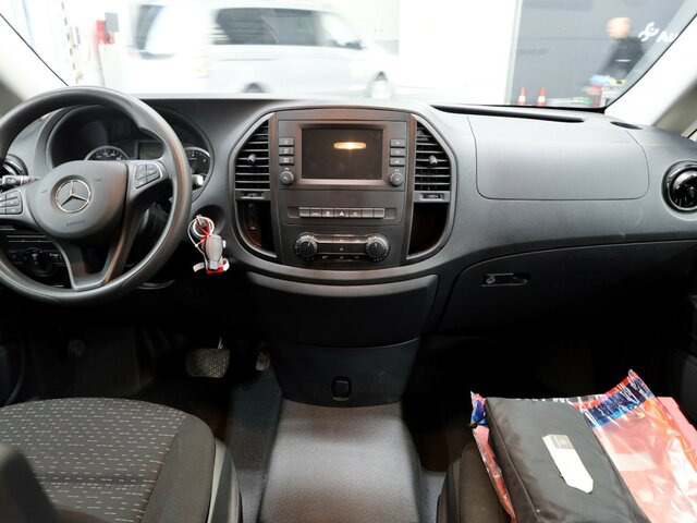 MERCEDES-BENZ Vito 114 TourerPro,lang,Automatik,8Sitze,Kamera... - People carrier: picture 2 MERCEDES-BENZ Vito 114 TourerPro,lang,Automatik,8Sitze,Kamera... - People carrier: picture 2