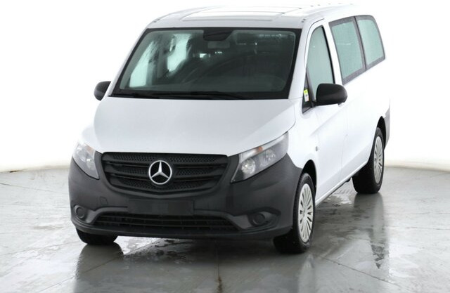 People carrier MERCEDES-BENZ Vito 114 TourerPro,lang,Automatik,8Sitze,Kamera...: picture 10