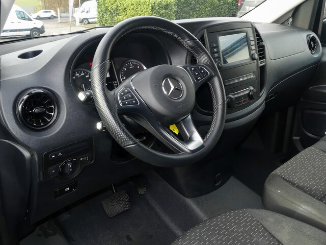 MERCEDES-BENZ Vito 116CDI lang,TourerPro,2Klima,9Sitze,Kamera - Minibus, People carrier: picture 4 MERCEDES-BENZ Vito 116CDI lang,TourerPro,2Klima,9Sitze,Kamera - Minibus, People carrier: picture 4
