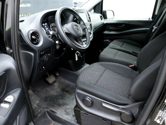 MERCEDES-BENZ Vito 116CDI lang,TourerPro,2Klima,9Sitze,Kamera - Minibus, People carrier: picture 2 MERCEDES-BENZ Vito 116CDI lang,TourerPro,2Klima,9Sitze,Kamera - Minibus, People carrier: picture 2