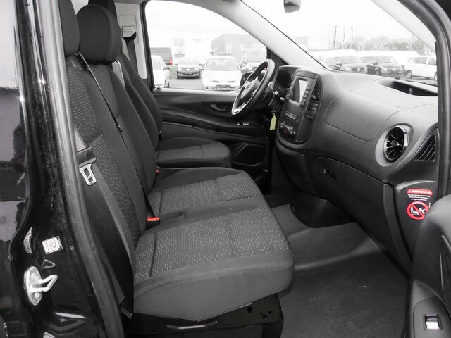 MERCEDES-BENZ Vito 116CDI lang,TourerPro,2xKlima,9Sitze,Kamera - People carrier: picture 2 MERCEDES-BENZ Vito 116CDI lang,TourerPro,2xKlima,9Sitze,Kamera - People carrier: picture 2