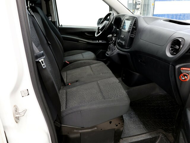 Small van MERCEDES-BENZ Vito114 KA Kompakt ,Klima,Kamera,Tempomat...: picture 13 Small van MERCEDES-BENZ Vito114 KA Kompakt ,Klima,Kamera,Tempomat...: picture 13