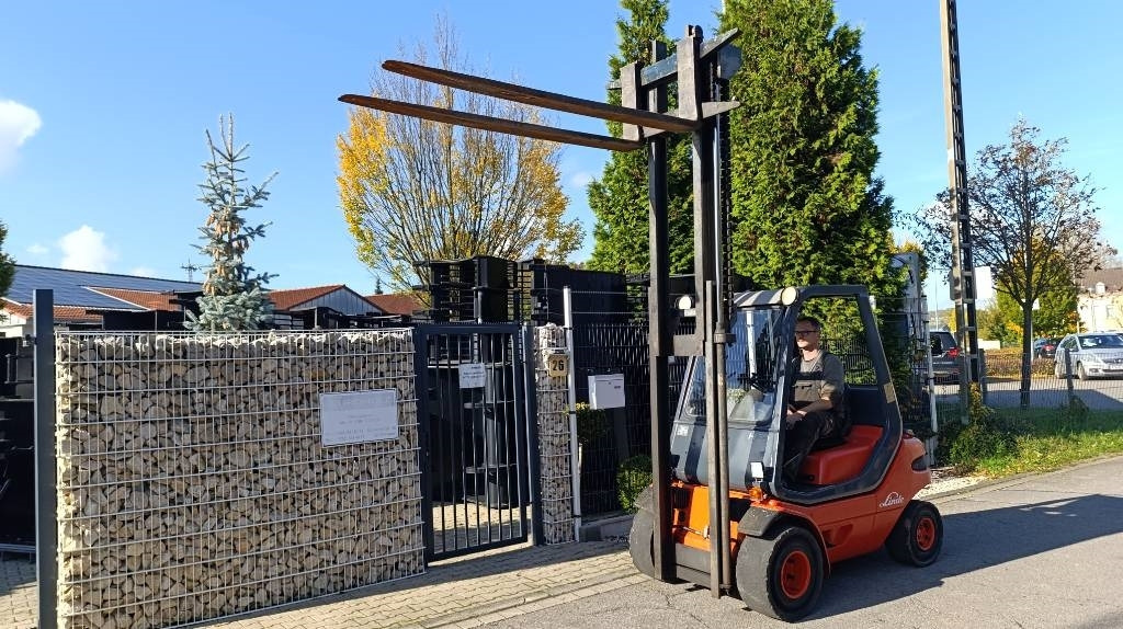 Linde H 30 D, Duplex, Zusatzhydraulik, Palettengabel - Diesel forklift: picture 2 Linde H 30 D, Duplex, Zusatzhydraulik, Palettengabel - Diesel forklift: picture 2