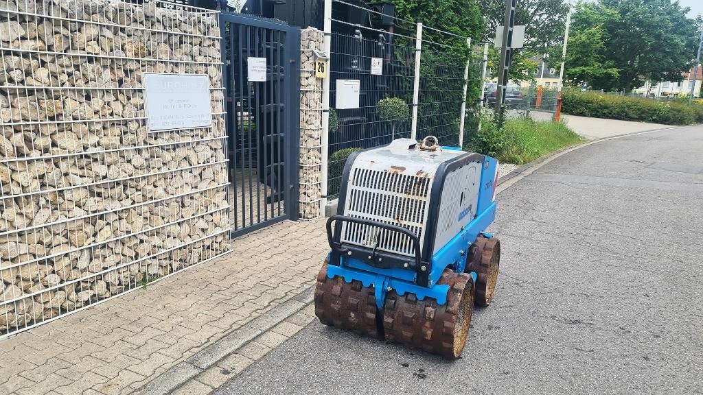 Weber TRC 86, Grabenwalze mit Fernbedienung, nur 101 Bh - Plate compactor: picture 4 Weber TRC 86, Grabenwalze mit Fernbedienung, nur 101 Bh - Plate compactor: picture 4