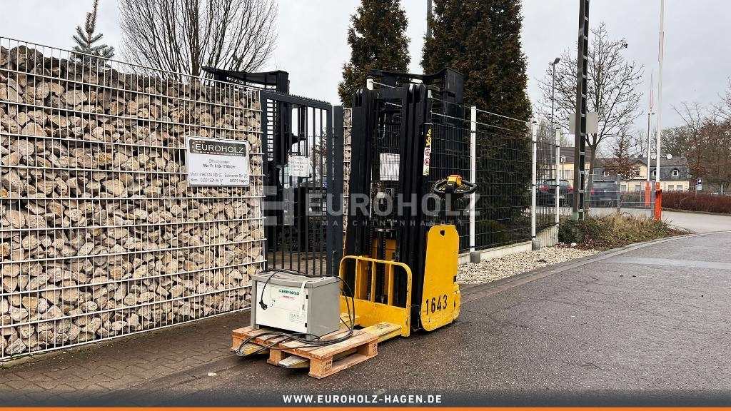 Yale Gabelstapler MS16 4328, elektro, Triplex, 4300 mm - Electric forklift: picture 2 Yale Gabelstapler MS16 4328, elektro, Triplex, 4300 mm - Electric forklift: picture 2