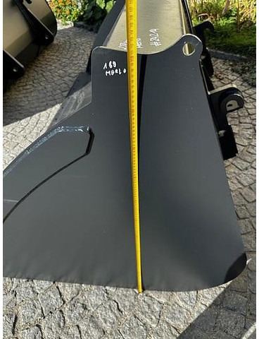 Big Volumenschaufel 240 cm mit Weidemann Aufnahme - Bucket: picture 5 Big Volumenschaufel 240 cm mit Weidemann Aufnahme - Bucket: picture 5