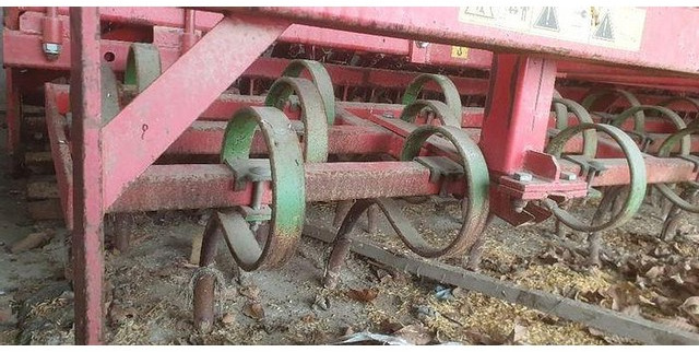 Gaspardo MC400 Säkombination - Sowing and planting equipment: picture 4 Gaspardo MC400 Säkombination - Sowing and planting equipment: picture 4