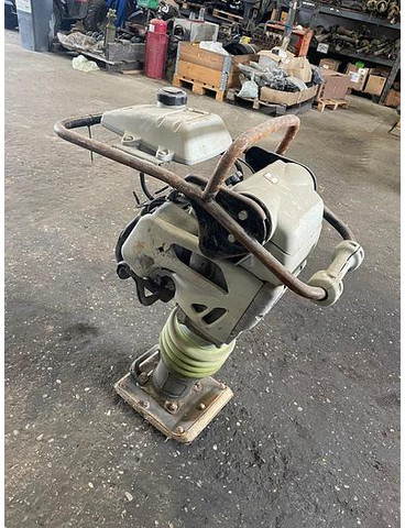Mikasa Handstampfer - Plate compactor: picture 3 Mikasa Handstampfer - Plate compactor: picture 3