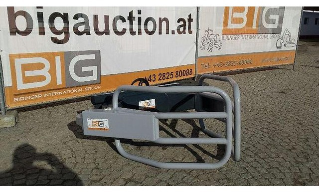 Rundballengreifer 180 cm pass. zu Euro Aufnahme - Grapple for Agricultural machinery: picture 3 Rundballengreifer 180 cm pass. zu Euro Aufnahme - Grapple for Agricultural machinery: picture 3