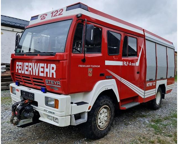 Steyr 10S23 RLF-A1000 4x4 Rüstlöschfahrzeug - Truck: picture 1 Steyr 10S23 RLF-A1000 4x4 Rüstlöschfahrzeug - Truck: picture 1