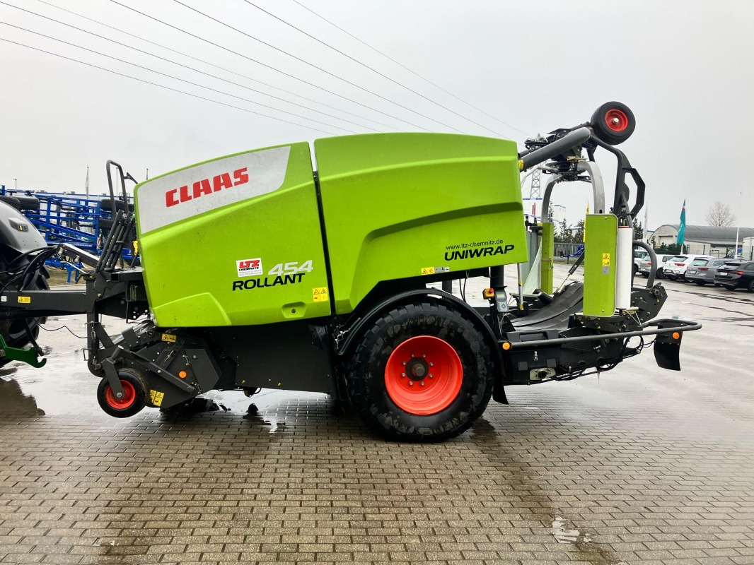New Hay and forage equipment CLAAS Rollant 454: picture 20