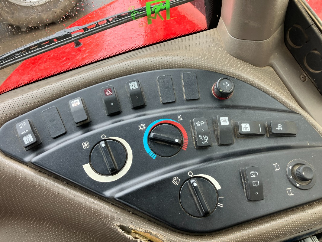 Case Magnum 380 CVX/ RTK/ Motor neu - Farm tractor: picture 5 Case Magnum 380 CVX/ RTK/ Motor neu - Farm tractor: picture 5