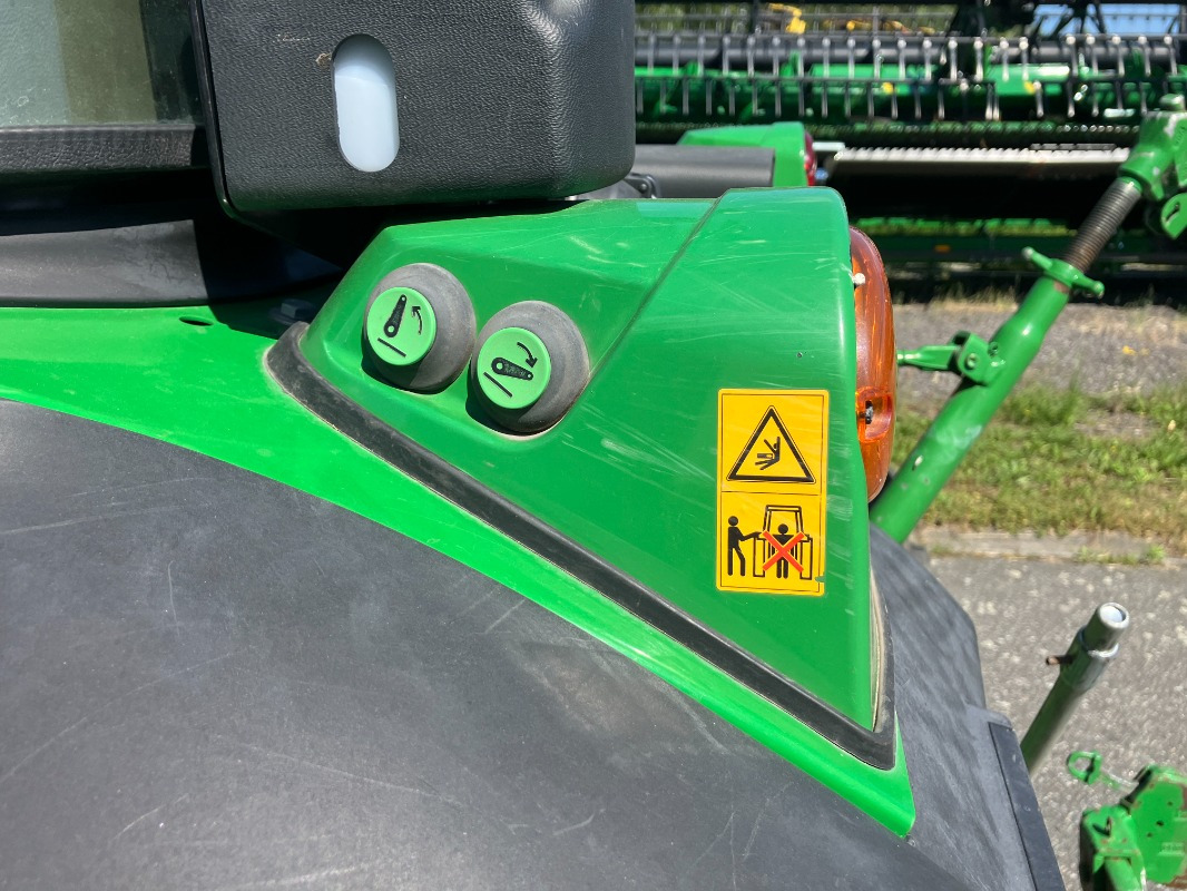 Farm tractor John Deere 5090GF mit RTK- Lenksystem/ FKH/FZW: picture 9