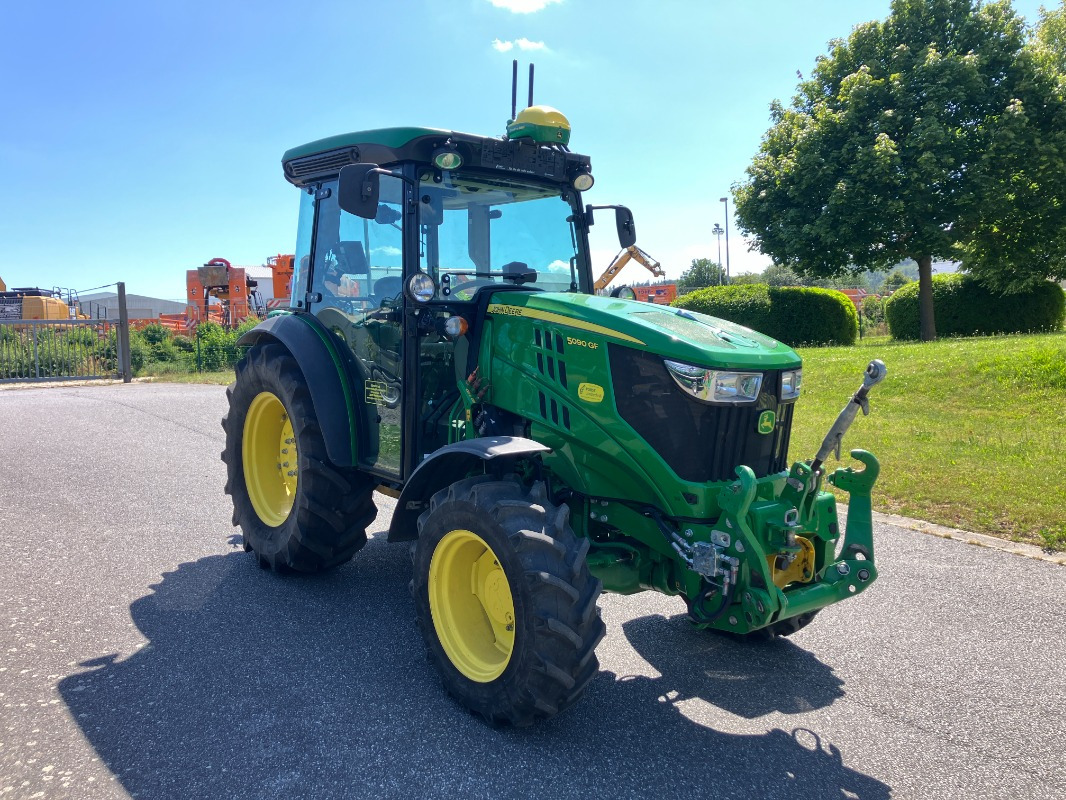 Farm tractor John Deere 5090GF mit RTK- Lenksystem/ FKH/FZW: picture 16