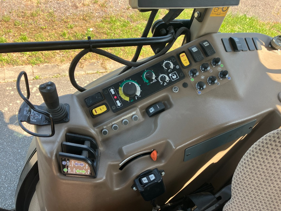 Farm tractor John Deere 5090GF mit RTK- Lenksystem/ FKH/FZW: picture 6
