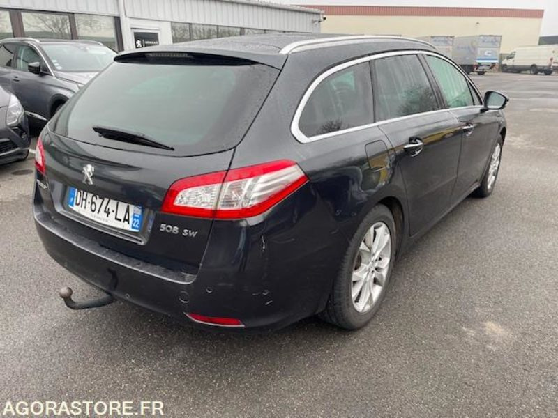 508 SW ALLURE 2.0 HDI 140 . 07/2014 . 178000 km - Car: picture 3 508 SW ALLURE 2.0 HDI 140 . 07/2014 . 178000 km - Car: picture 3