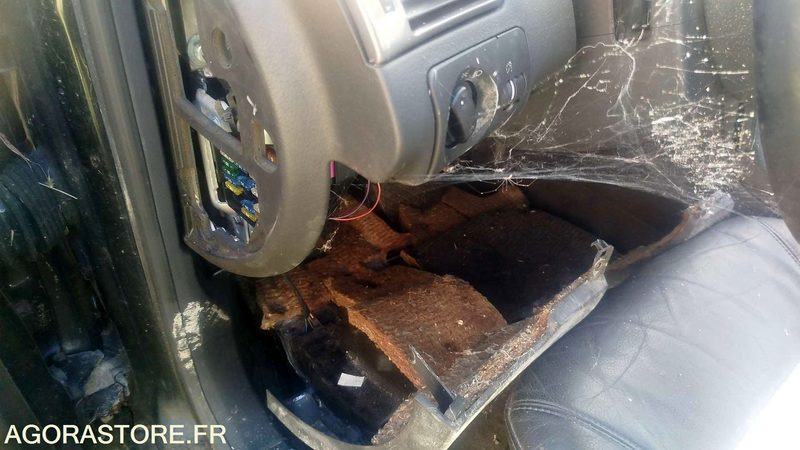 AUDI A6 - 2002 - POUR PIECES - Car: picture 4 AUDI A6 - 2002 - POUR PIECES - Car: picture 4