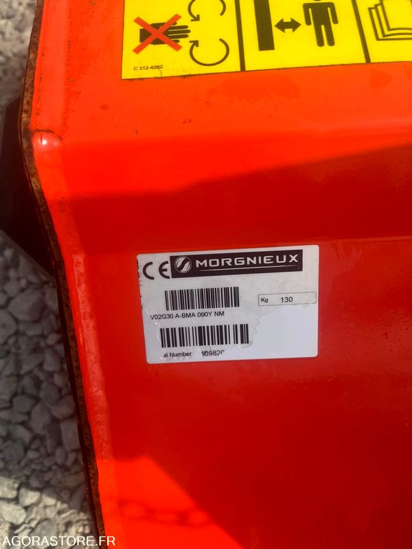 Broyeur Fleaux NEUF 90CM Morgnieux Pour petit tracteur . - Agricultural machinery: picture 4 Broyeur Fleaux NEUF 90CM Morgnieux Pour petit tracteur . - Agricultural machinery: picture 4