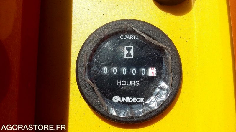 BALAYEUSE ELECTRIQUE A BATTERIES STYLE E70 - 2023 - Road sweeper: picture 4 BALAYEUSE ELECTRIQUE A BATTERIES STYLE E70 - 2023 - Road sweeper: picture 4