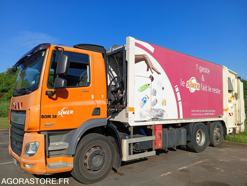 BENNE A ORDURES MENAGERES DAF - 2015 - 362 235 km - Refuse truck: picture 1 BENNE A ORDURES MENAGERES DAF - 2015 - 362 235 km - Refuse truck: picture 1