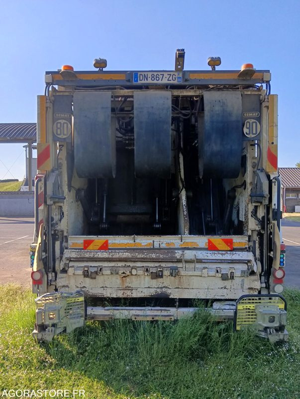 BENNE A ORDURES MENAGERES DAF - 2015 - 362 235 km - Refuse truck: picture 3 BENNE A ORDURES MENAGERES DAF - 2015 - 362 235 km - Refuse truck: picture 3