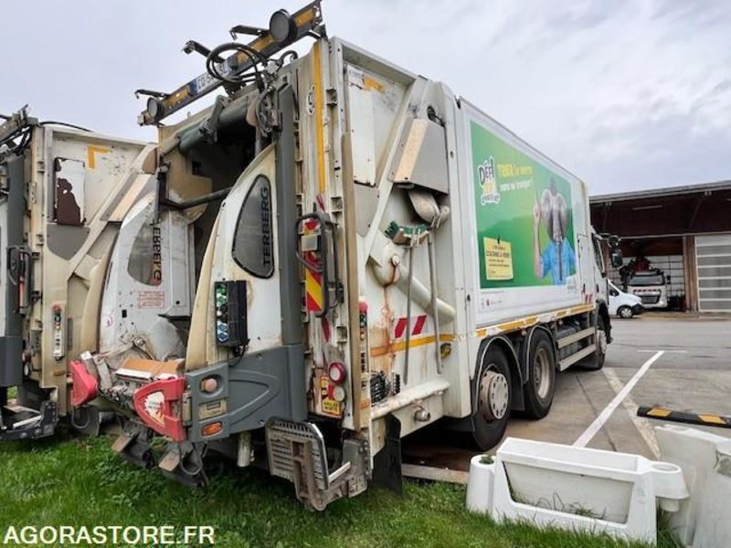 BENNE A ORDURES MENAGERES RENAULT - Refuse truck: picture 3 BENNE A ORDURES MENAGERES RENAULT - Refuse truck: picture 3