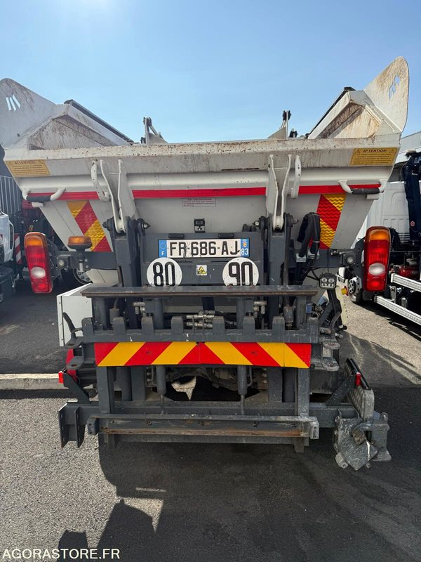 BOM 7.5T - 2020 - 60008 KMS - Refuse truck: picture 2 BOM 7.5T - 2020 - 60008 KMS - Refuse truck: picture 2