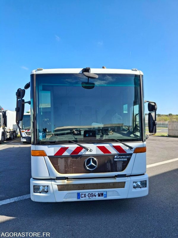 BOM Mercedes Econic 243135 kms 2013 - CX-094-MW - Refuse truck: picture 5 BOM Mercedes Econic 243135 kms 2013 - CX-094-MW - Refuse truck: picture 5