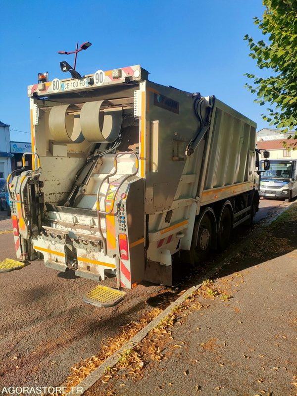 BOM Renault 26 tonnes - Refuse truck: picture 3 BOM Renault 26 tonnes - Refuse truck: picture 3
