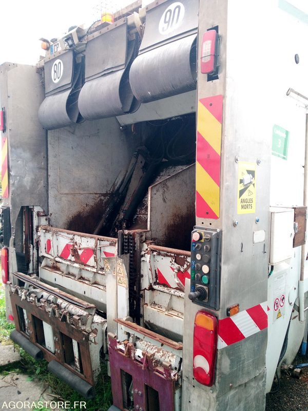 Bom Renault 320DXI - Refuse truck: picture 5 Bom Renault 320DXI - Refuse truck: picture 5
