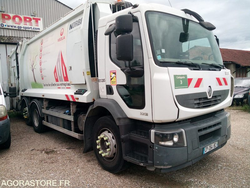 Bom Renault 320DXI - Refuse truck: picture 2 Bom Renault 320DXI - Refuse truck: picture 2