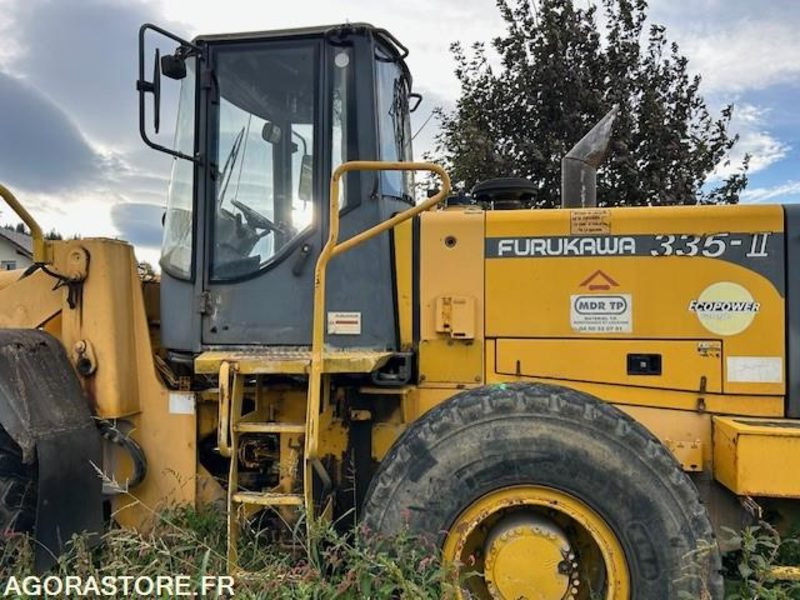 CHARGEUSE FURUKAWA 335 - 2000 - 5800 HEURES - Loader: picture 2 CHARGEUSE FURUKAWA 335 - 2000 - 5800 HEURES - Loader: picture 2