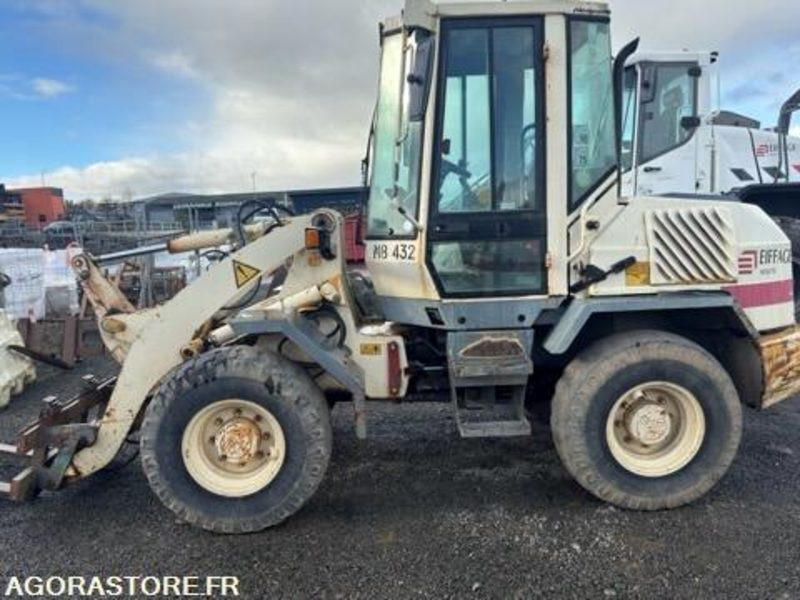 CHARGEUSE - LIEBHERR - L506Z - 2003 - 12500H - Loader: picture 4 CHARGEUSE - LIEBHERR - L506Z - 2003 - 12500H - Loader: picture 4