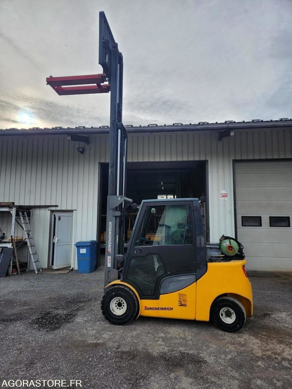 CHARIOT JUNGHEINRICH DFG 435s 480DZ - 2008 / 3260 HEURES - Forklift: picture 1 CHARIOT JUNGHEINRICH DFG 435s 480DZ - 2008 / 3260 HEURES - Forklift: picture 1