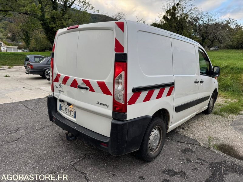 CITROEN JUMPY FOURGON 1.6 HDI 90CV - Panel van: picture 3 CITROEN JUMPY FOURGON 1.6 HDI 90CV - Panel van: picture 3