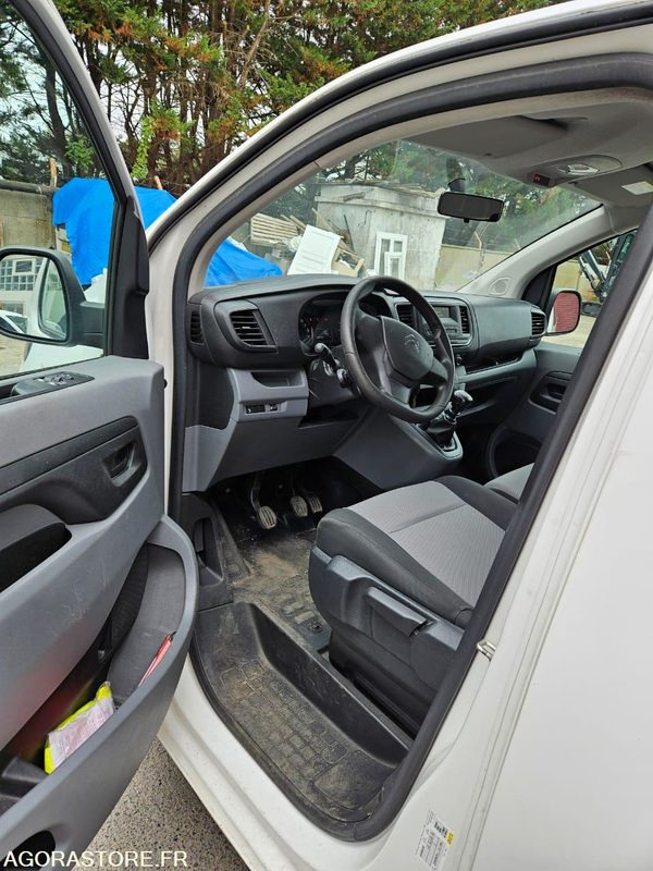 CITROEN JUMPY SPACE TOURER 9 places 240051 kms ANNÉE 2019 - Minibus, People carrier: picture 5 CITROEN JUMPY SPACE TOURER 9 places 240051 kms ANNÉE 2019 - Minibus, People carrier: picture 5