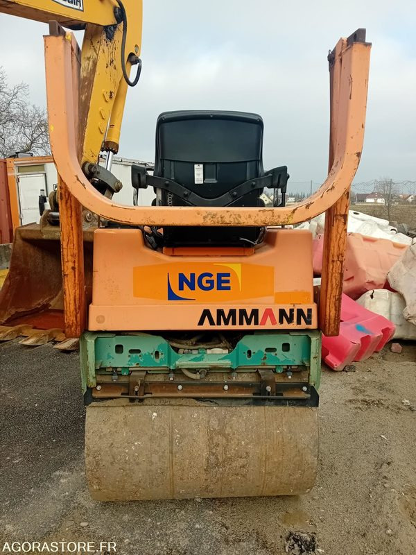 COMPACTEUR TANDEM AMMANN AV23-2 -- 2001 -- ENVIRON 800 HEURES - Roller: picture 2 COMPACTEUR TANDEM AMMANN AV23-2 -- 2001 -- ENVIRON 800 HEURES - Roller: picture 2