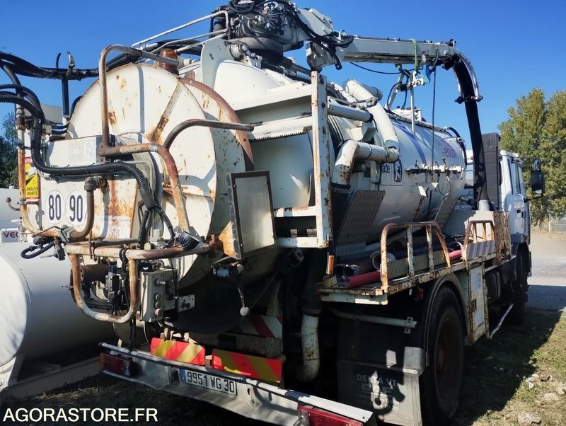 Camion 19t Hydrocureur Renault G300 Maxter 142142km – équipement Huwer - Vacuum truck: picture 5 Camion 19t Hydrocureur Renault G300 Maxter 142142km – équipement Huwer - Vacuum truck: picture 5