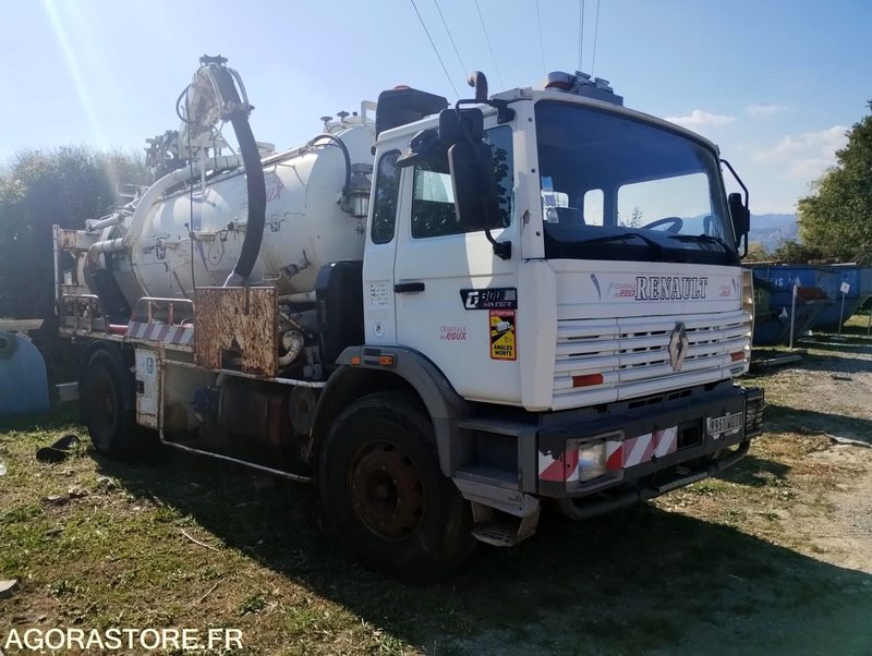 Camion 19t Hydrocureur Renault G300 Maxter 142142km – équipement Huwer - Vacuum truck: picture 1 Camion 19t Hydrocureur Renault G300 Maxter 142142km – équipement Huwer - Vacuum truck: picture 1