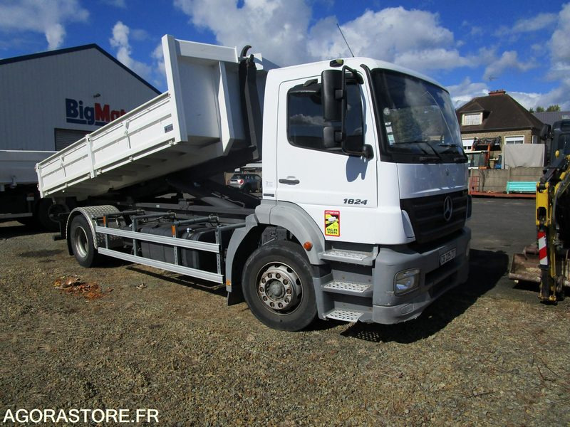 Camion benne Ampliroll Mercedes Axor - 2007 - 206 900 km - TRES BON ETAT - Hook lift truck: picture 1 Camion benne Ampliroll Mercedes Axor - 2007 - 206 900 km - TRES BON ETAT - Hook lift truck: picture 1