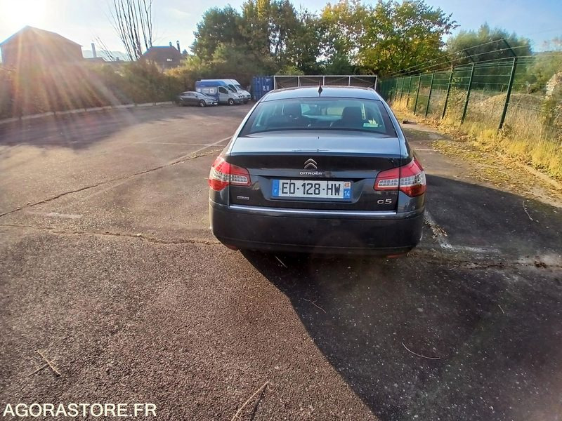 Citroën C5 – Diesel – 2016-217 349 km - Car: picture 4 Citroën C5 – Diesel – 2016-217 349 km - Car: picture 4