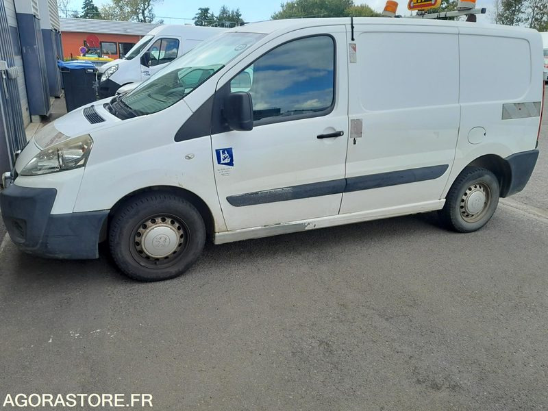 Expert Peugeot - Commercial vehicle: picture 2 Expert Peugeot - Commercial vehicle: picture 2