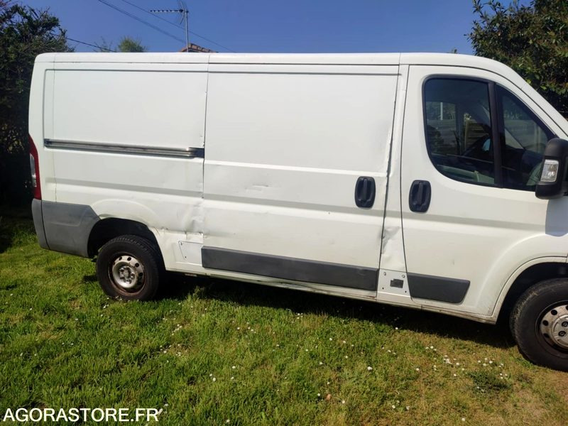 PEUGEOT BOXER - 98900km - 2008 - Commercial vehicle: picture 2 PEUGEOT BOXER - 98900km - 2008 - Commercial vehicle: picture 2