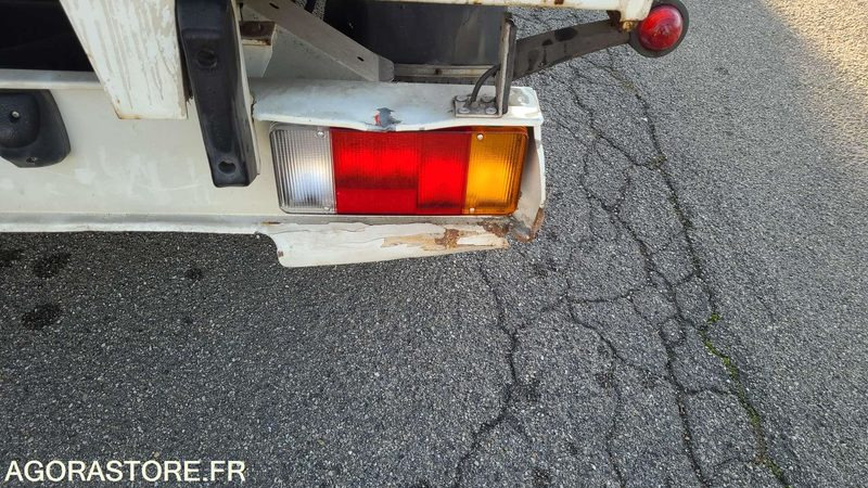 Renault Master - 2006 - 43287kms - 196ARM67 - Commercial vehicle: picture 4 Renault Master - 2006 - 43287kms - 196ARM67 - Commercial vehicle: picture 4