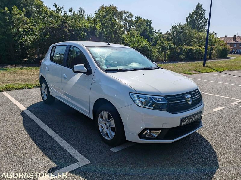 DACIA SANDERO - Car: picture 1 DACIA SANDERO - Car: picture 1