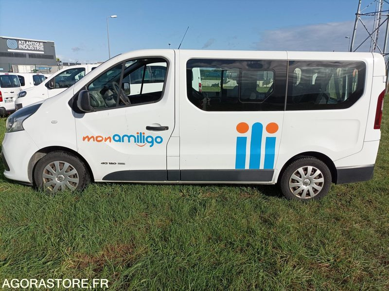 DS-311-SJ - Roulant - RENAULT TRAFIC - VP - 331 363 Kms - Minibus, People carrier: picture 1 DS-311-SJ - Roulant - RENAULT TRAFIC - VP - 331 363 Kms - Minibus, People carrier: picture 1