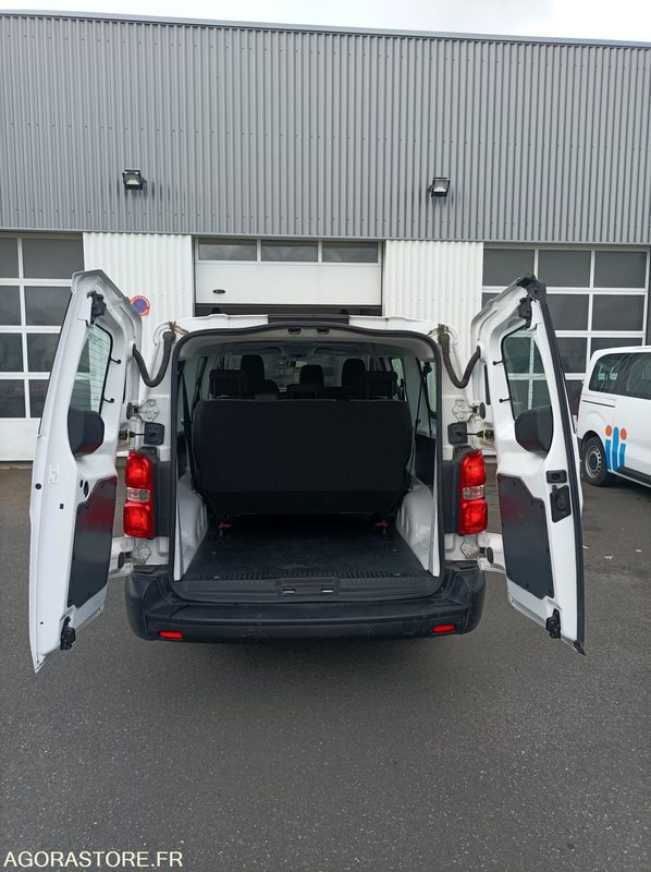 FB-589-MX - Roulant - CITROEN JUMPY SPACE TOURER - VP - 208 161 Kms - Minibus, People carrier: picture 5 FB-589-MX - Roulant - CITROEN JUMPY SPACE TOURER - VP - 208 161 Kms - Minibus, People carrier: picture 5