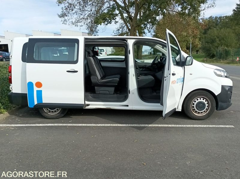 FF-569-GP - Roulant - CITROEN JUMPY SPACE TOURER - VP - 182 909 Kms - Minibus, People carrier: picture 4 FF-569-GP - Roulant - CITROEN JUMPY SPACE TOURER - VP - 182 909 Kms - Minibus, People carrier: picture 4