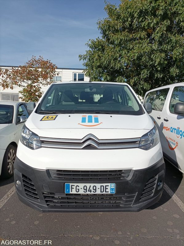 FG-949-DE - Roulant - CITROEN JUMPY SPACE TOURER - VP - 202 843 Kms - Minibus, People carrier: picture 5 FG-949-DE - Roulant - CITROEN JUMPY SPACE TOURER - VP - 202 843 Kms - Minibus, People carrier: picture 5