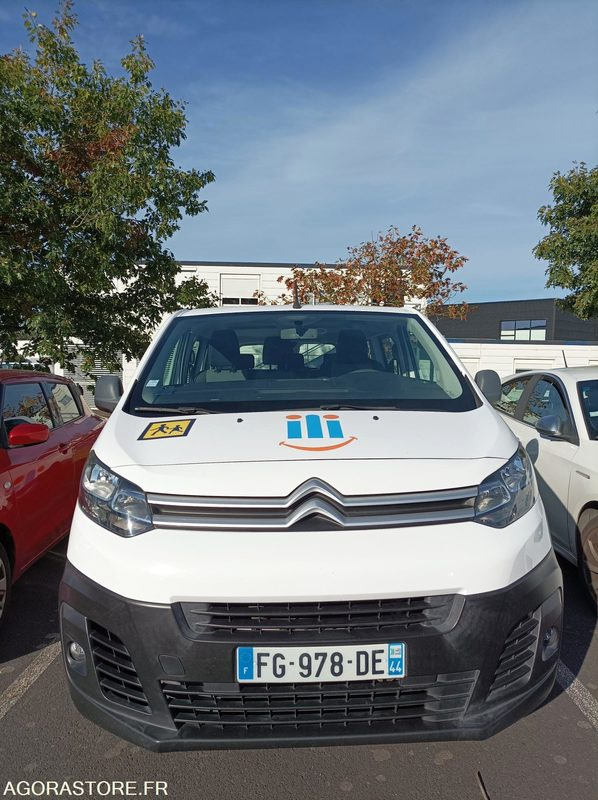 FG-978-DE - Roulant - CITROEN JUMPY SPACE TOURER - VP - 191 507 Kms - Minibus, People carrier: picture 3 FG-978-DE - Roulant - CITROEN JUMPY SPACE TOURER - VP - 191 507 Kms - Minibus, People carrier: picture 3